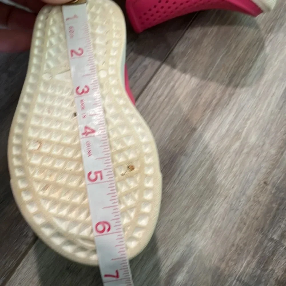 CROCS CitiLane Roka Pink Slip-on